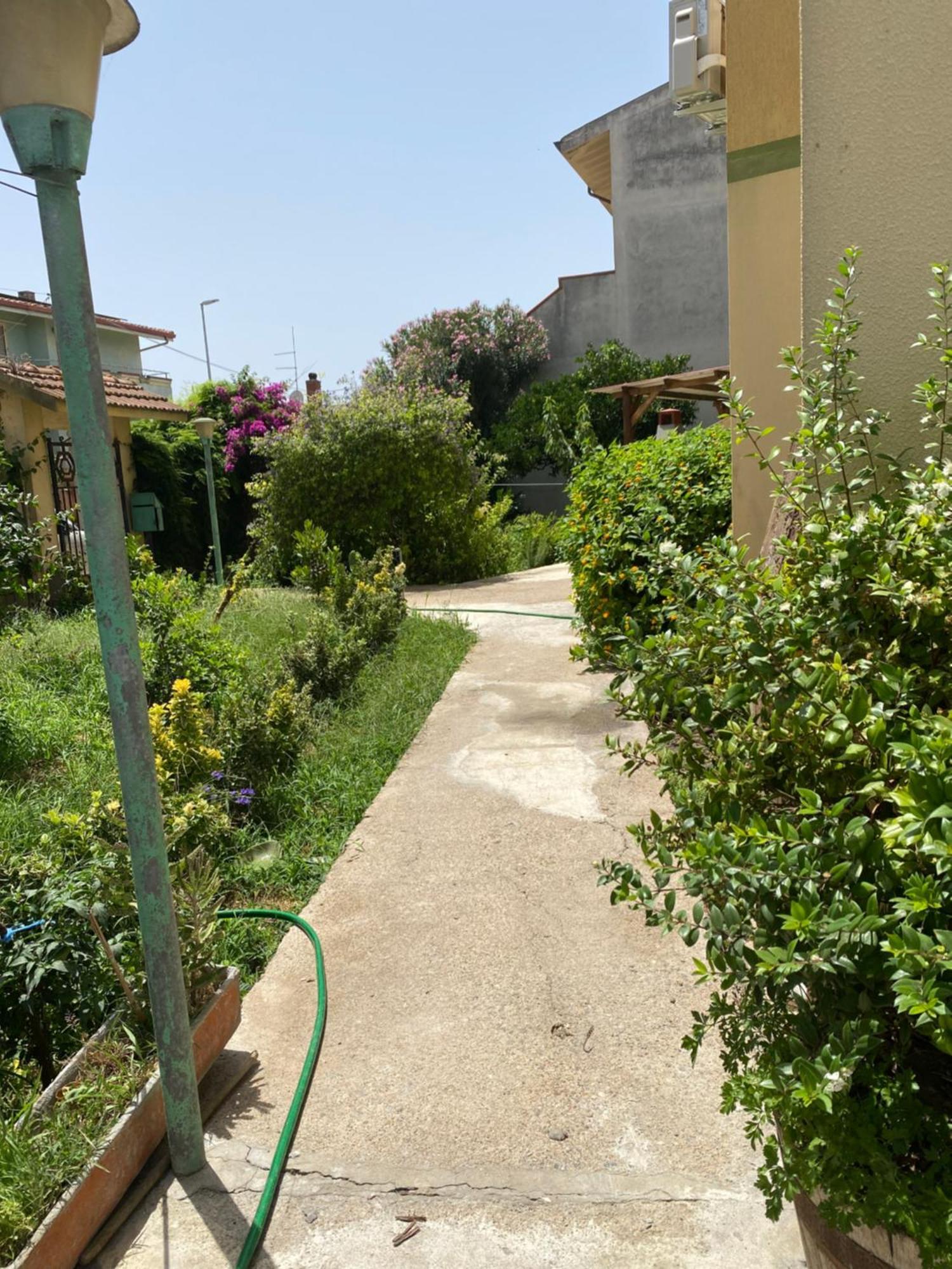 L'Incognita Bed & Breakfast San Nicolo d'Arcidano Bagian luar foto